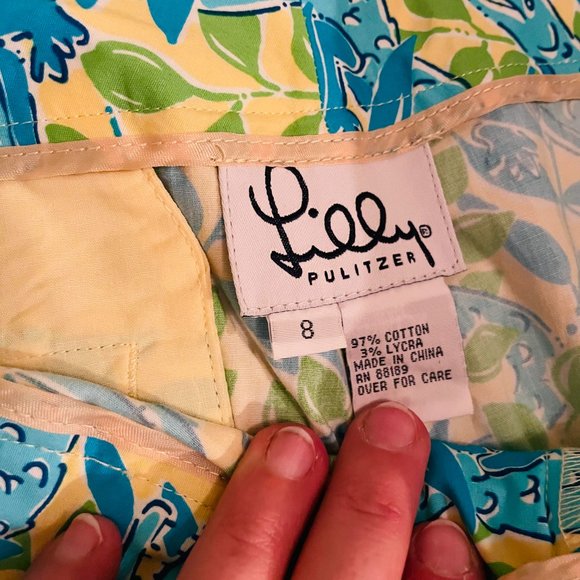 Lilly Pulitzer Blue and Green Patterned Capris - Picture 2 of 6